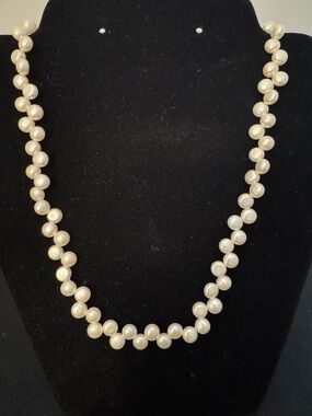 Genuine Freshwater Pearl Necklace 18” Sterling Silver Clasp